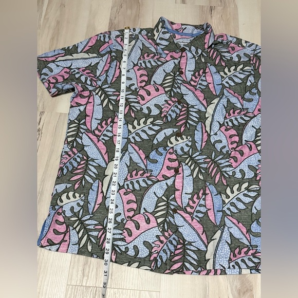 Tommy Bahama Men's Short Sleeve Floral Shirt Silk, XL - Picture 8 of 8